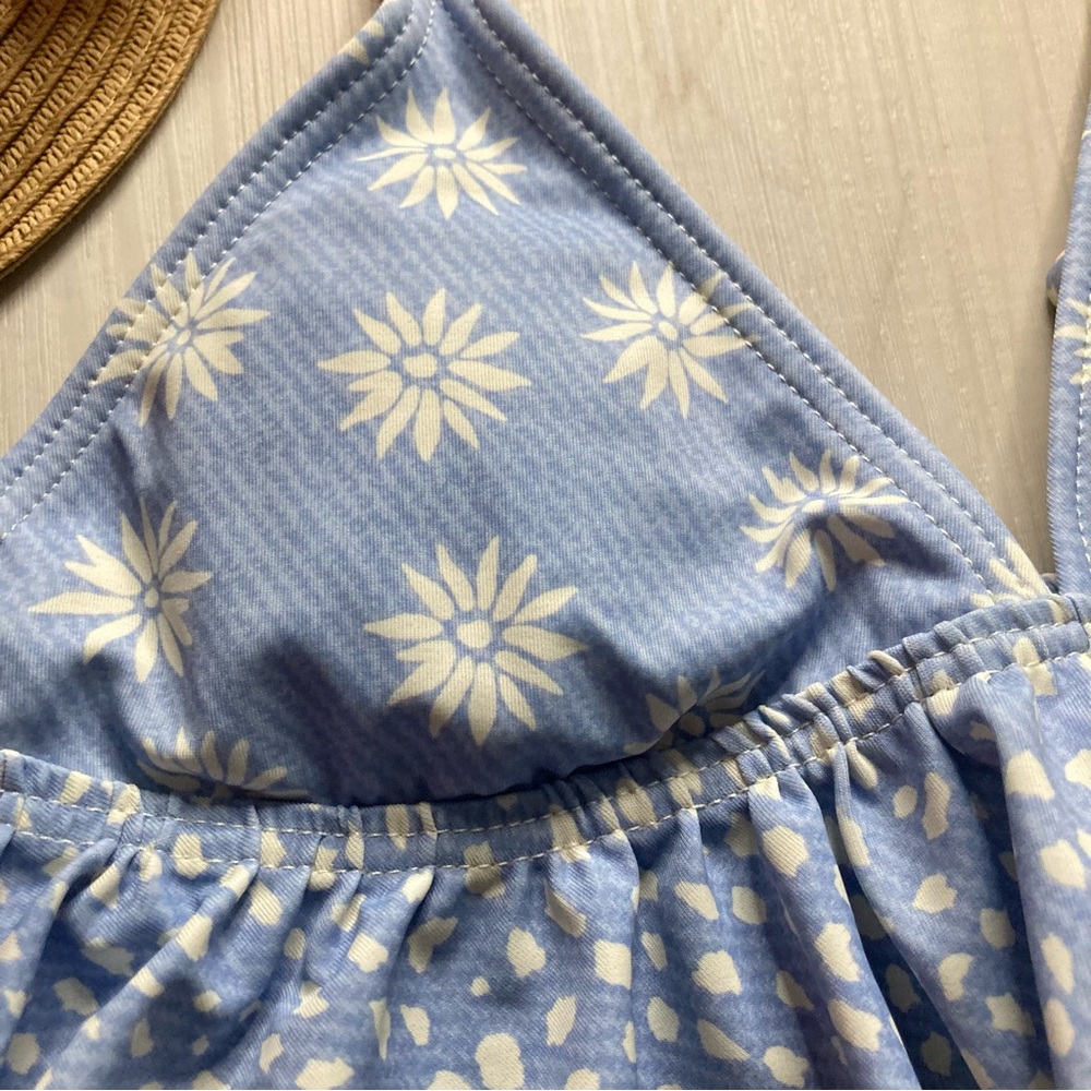 Billabong 🏝️ Where to Ruffle Girls’ Floral Ruffle Tri Light Blue Bikini Set - Picture 3 of 14